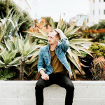 Cách Phối Màu Túi Xách Của Bạn Với Trang Phục